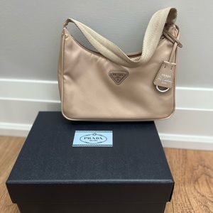 PRADA Re-Nylon Prada Re-Edition 2000 mini-bag